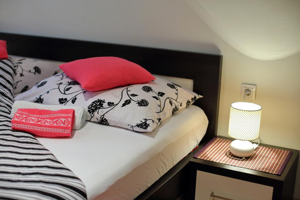 Apartments Melita บาร์บินเย ห้อง รูปภาพ