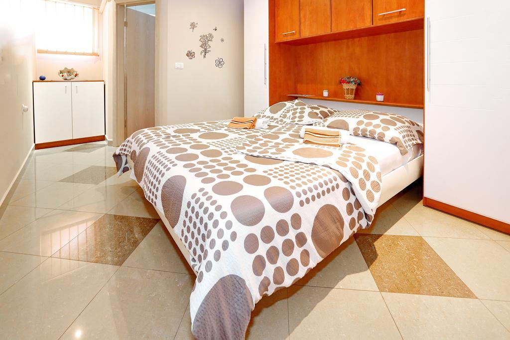 Apartments Melita บาร์บินเย ห้อง รูปภาพ
