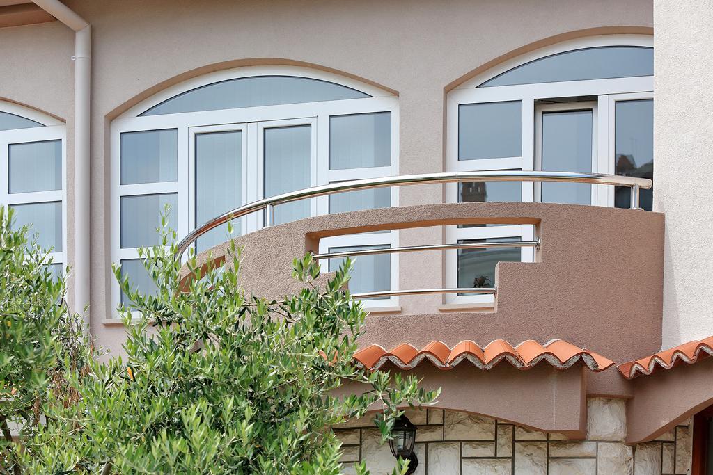 Apartments Melita บาร์บินเย ภายนอก รูปภาพ